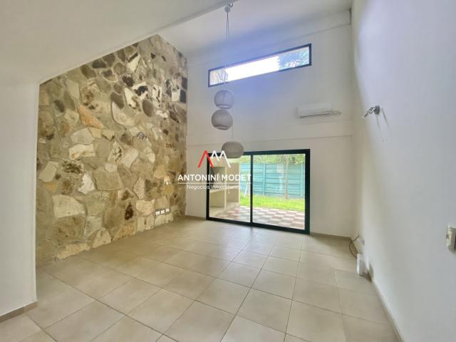 Venta de espectacular Departamento 3 ambientes en Pilar