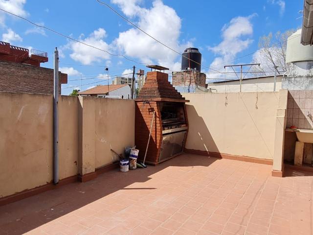 Venta de espectacular Departamento 3 ambientes en Tres De Febrero Ciudadela