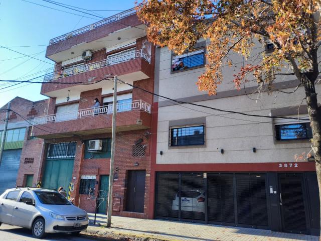 Venta de espectacular Departamento 3 ambientes en Tres De Febrero Ciudadela