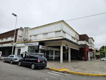 Venta de espectacular Departamento 4 ambientes en Balcarce