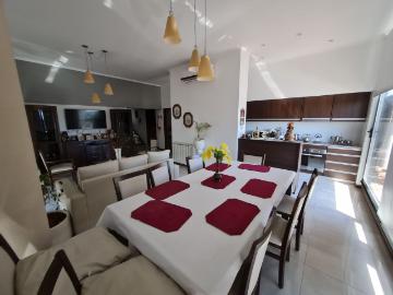 Venta de espectacular Departamento 4 ambientes en Balcarce