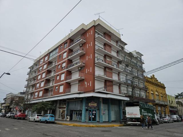 Venta de espectacular Departamento 4 ambientes en Balcarce