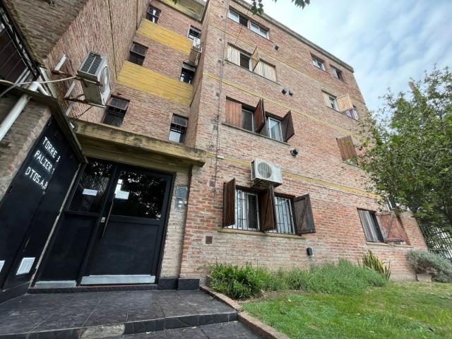 Venta de espectacular Departamento 4 ambientes en Berazategui Berazategui Oeste