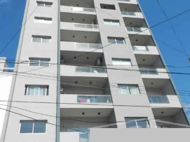 Venta de espectacular Departamento 4 ambientes en Berazategui