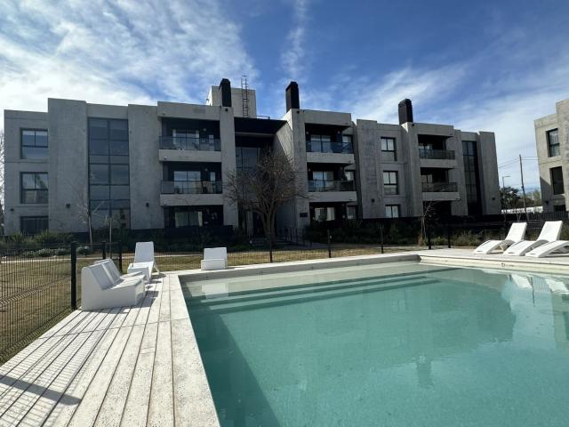 Venta de espectacular Departamento 4 ambientes en Córdoba