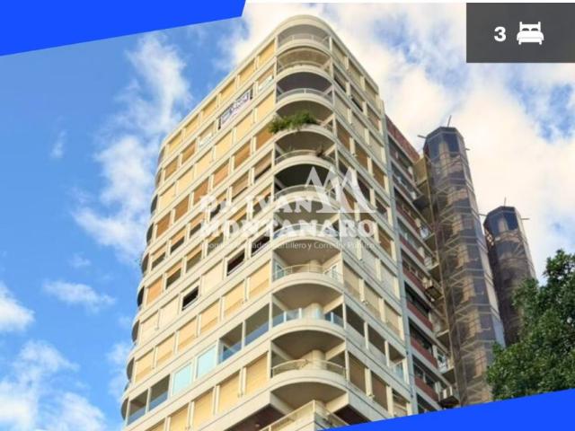 Venta de espectacular Departamento 4 ambientes en Corrientes