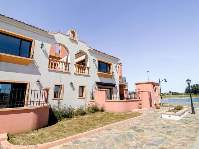 Venta de espectacular Departamento 4 ambientes en Ezeiza Canning