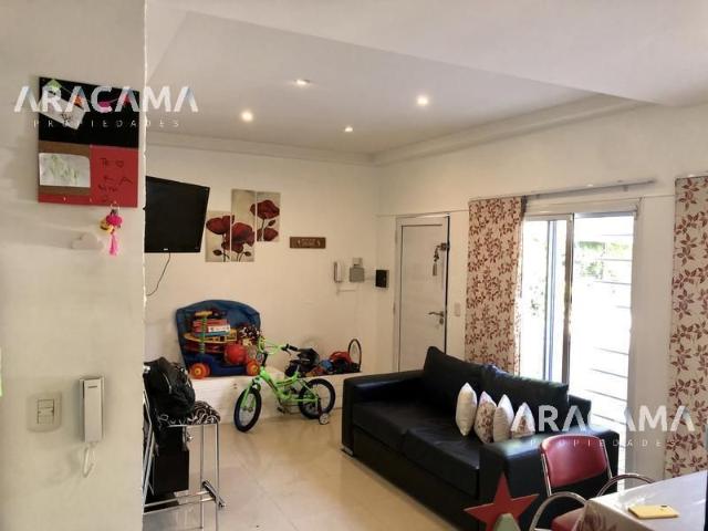 Venta de espectacular Departamento 4 ambientes en Esteban Echeverría Monte Grande