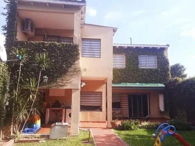 Venta de espectacular Departamento 4 ambientes en Ituzaingó Villa Udaondo