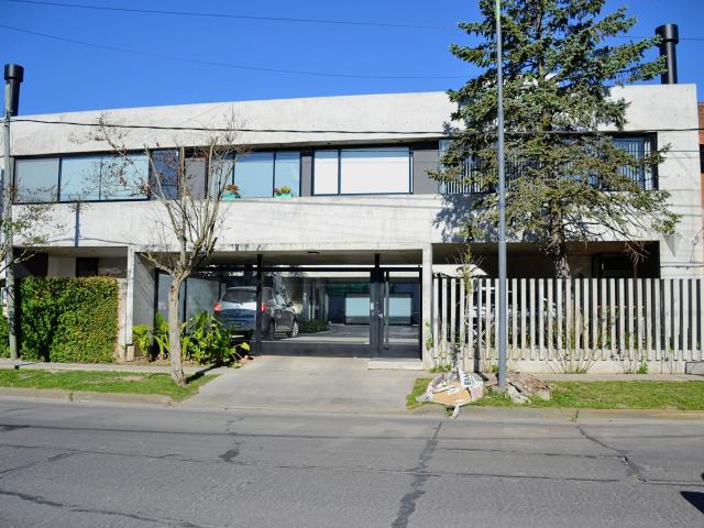 Venta de espectacular Departamento 3 ambientes en La Plata Manuel B Gonnet