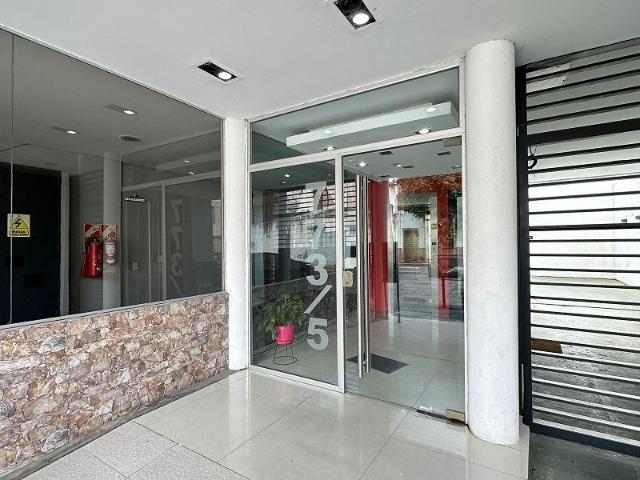 Venta de espectacular Departamento 4 ambientes en Lanús Valentín Alsina