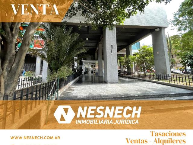 Venta de espectacular Departamento 4 ambientes en Parque Patricios