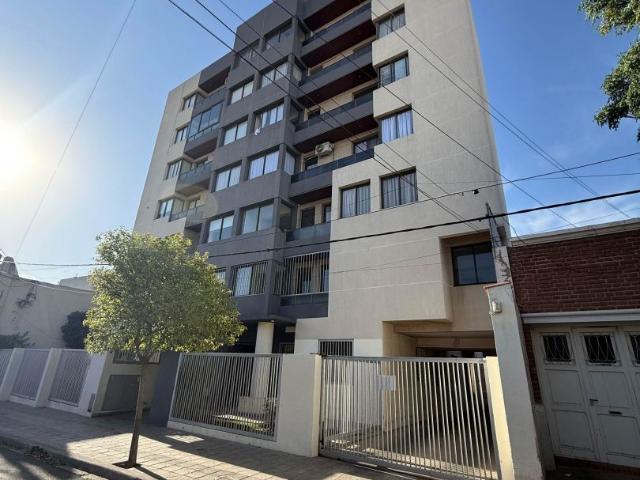 Venta de espectacular Departamento 4 ambientes en San Luis