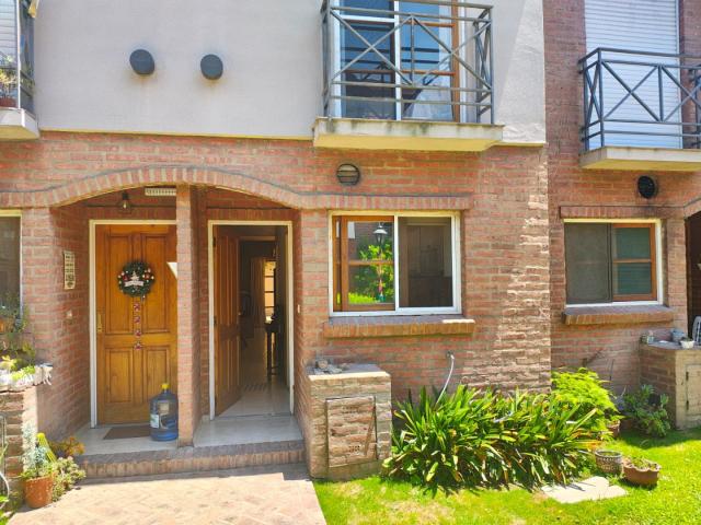 Venta de espectacular Departamento 4 ambientes en San Miguel