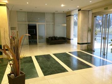 Venta de espectacular Departamento 4 ambientes en Villa María