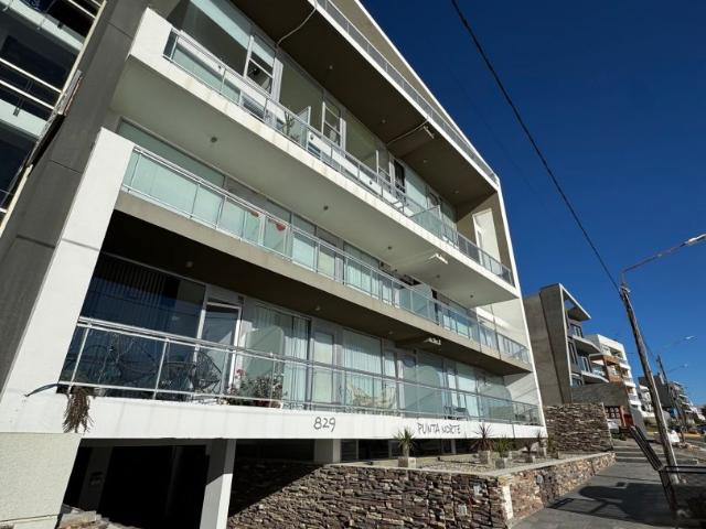Venta de espectacular Departamento 5 o mas ambientes en Puerto Madryn