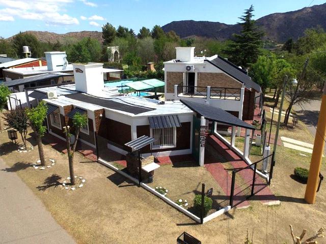 Venta de espectacular Departamento 5 o mas ambientes en Potrero de los Funes