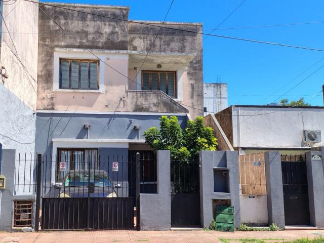 Venta de espectacular Departamento 5 o mas ambientes en Vicente López