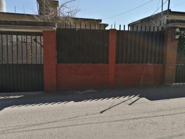 VENTA DE EXCELENTE CASA EN HUAYATLA, LA MAGDALENA CONTRERAS