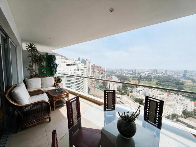 Venta de exclusivo departamento en Cerros de Camacho Surco