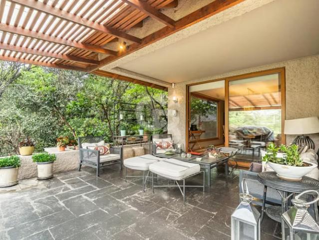 Venta de fabulosa casa en el Huinganal, La Dehesa | 5 dormitorios por 36000.00 en Lo Barnechea