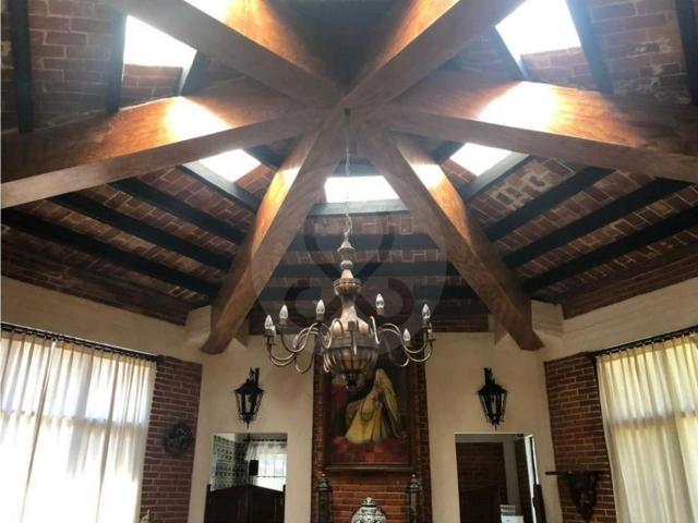 Venta de gran Terreno y casa
