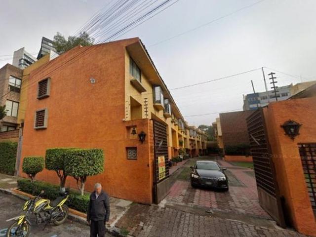 VENTA DE GRANDE CASA EN INSURGENTES MIXCOAC, BENITO JUÁREZ, CDMX. solo recursos propios