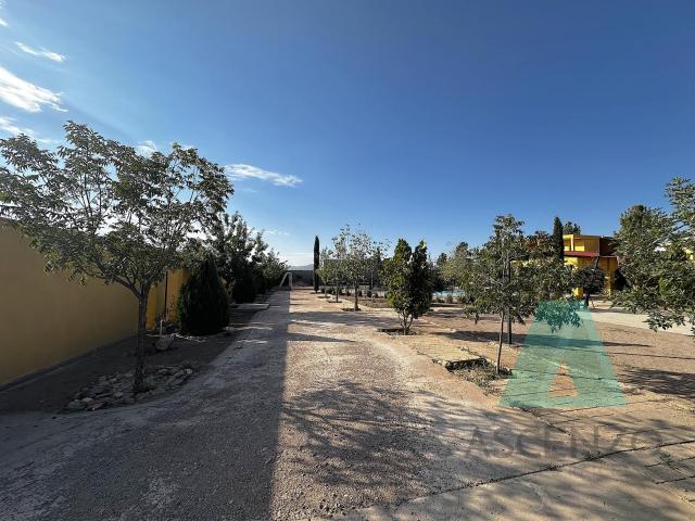 Venta de Granja por Ejido Sacramento, Hebdur