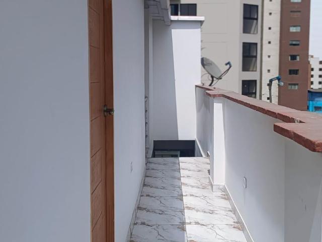 VENTA DE HABITACIONES 2 PISOS EN SANTA BEATRIZ