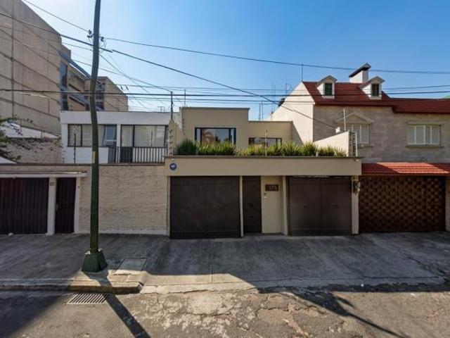 VENTA DE HERMOSA CASA EN COUNTRY CLUB CHURUBUSCO COYOACAN CIUDAD DE MEXICO