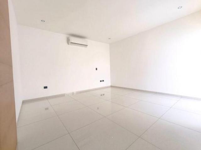 VENTA de hermosa CASA en el exclusivo RESERVA SAN NICOLÁS