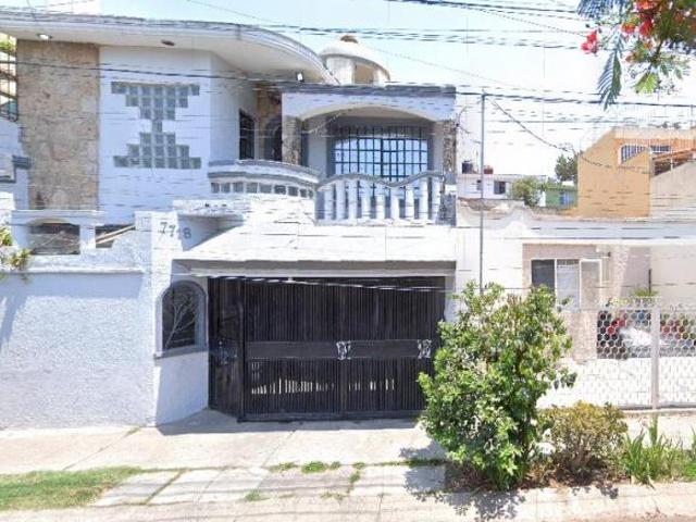 VENTA DE HERMOSA CASA EN LOMA DORADA DELEGACION A TONALA JALISCO