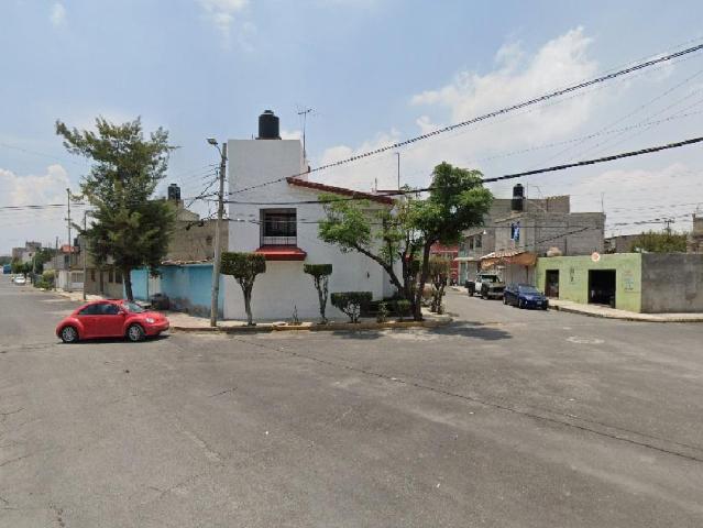 Venta de hermosa casa en Los Reyes Acaquilpan