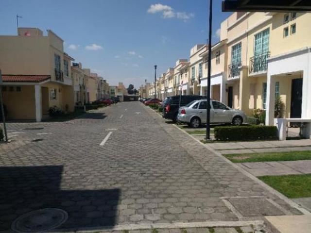 VENTA DE HERMOSA CASA EN LA GRAN MORADA TLACOPA TOLUCA ESTADO DE MEXICO