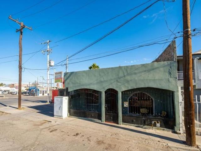 VENTA DE HERMOSA CASA EN VALLE DORADO MEXICALI BAJA CALIFORNIA