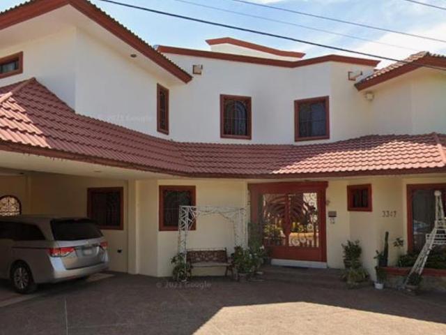 VENTA DE HERMOSA Y AMPLIA CASA UBICADA EN CIUDAD VICTORIA, TAMAULIPAS