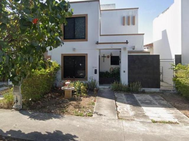 VENTA DE HERMOSA Y ESPACIOSA CASA EN MERIDA, YUCATAN !