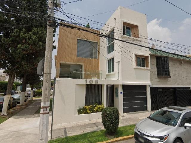 Venta de hermosa y muy grande casa a 4 Minutos de Plaza Lindavista