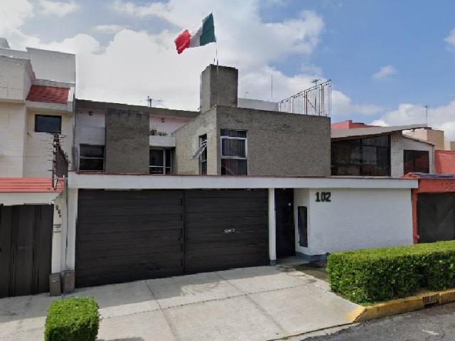 Venta de Hermosa y muy grande propiedad