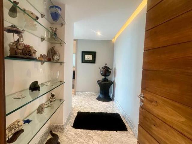 Venta de hermoso departamento con gran terraza en Interlomas