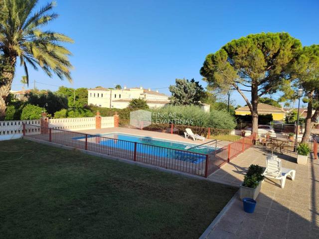 Venta de impresionante Chalet en Sant Vicent del Raspeig