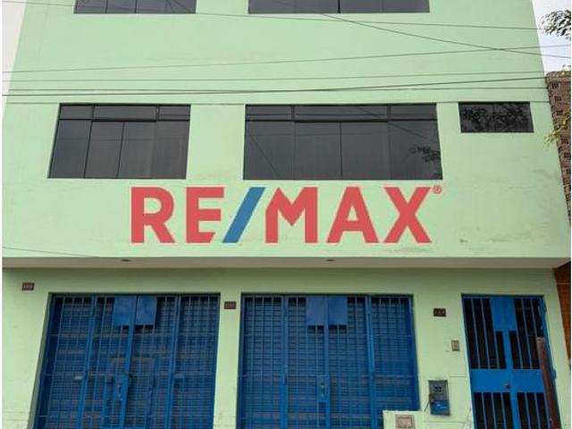 Venta De Inmueble Con Locales Comerciales, Oficinas Y Vivienda Independiente Para Remodelar En Av. Tupac Amaru En Comas