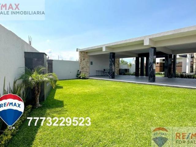 Venta de Jardín para eventos en Acapatzingo, Cuernavaca, Morelos…Clave 4490