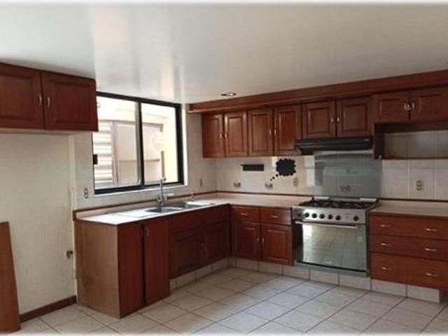 ?Venta de linda casa a 12 minutos de la UNAM, aprovecha!