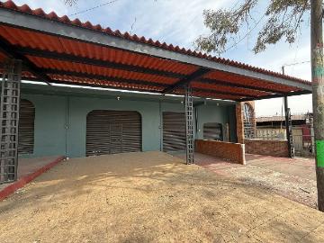 Venta de local comercial a pie de carretera