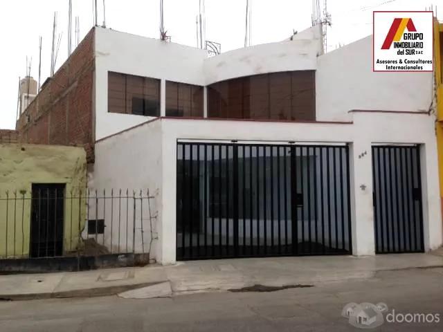 VENTA DE LOCAL COMERCIAL FRENTE A HOSPITAL ESSALUD CHINCHA