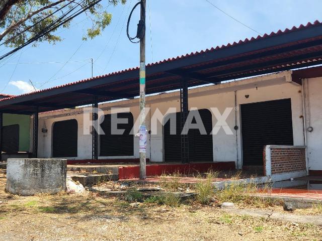 Venta de Locales Comerciales en Tlayacapan