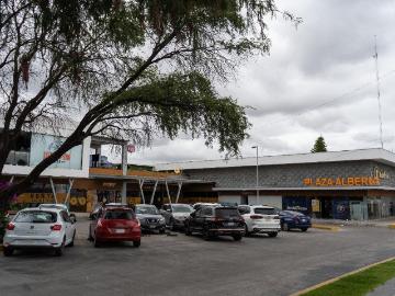 VENTA DE LOCALES EN PLAZA ALBERIA