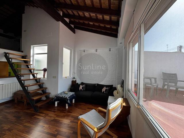 Venta de loft de diseño de 75 m² con terraza propia en pleno corazón de Russafa