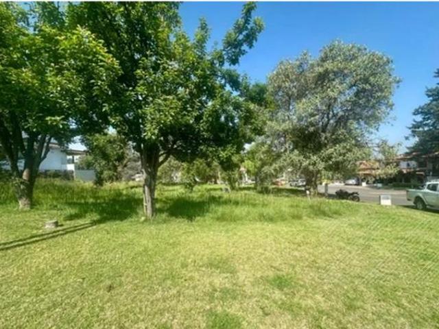 VENTA DE LOTE DE TERRENO EN FRACCIONAMIENTO CLUB DE GOLF LOS ENCINOS EN LERMA